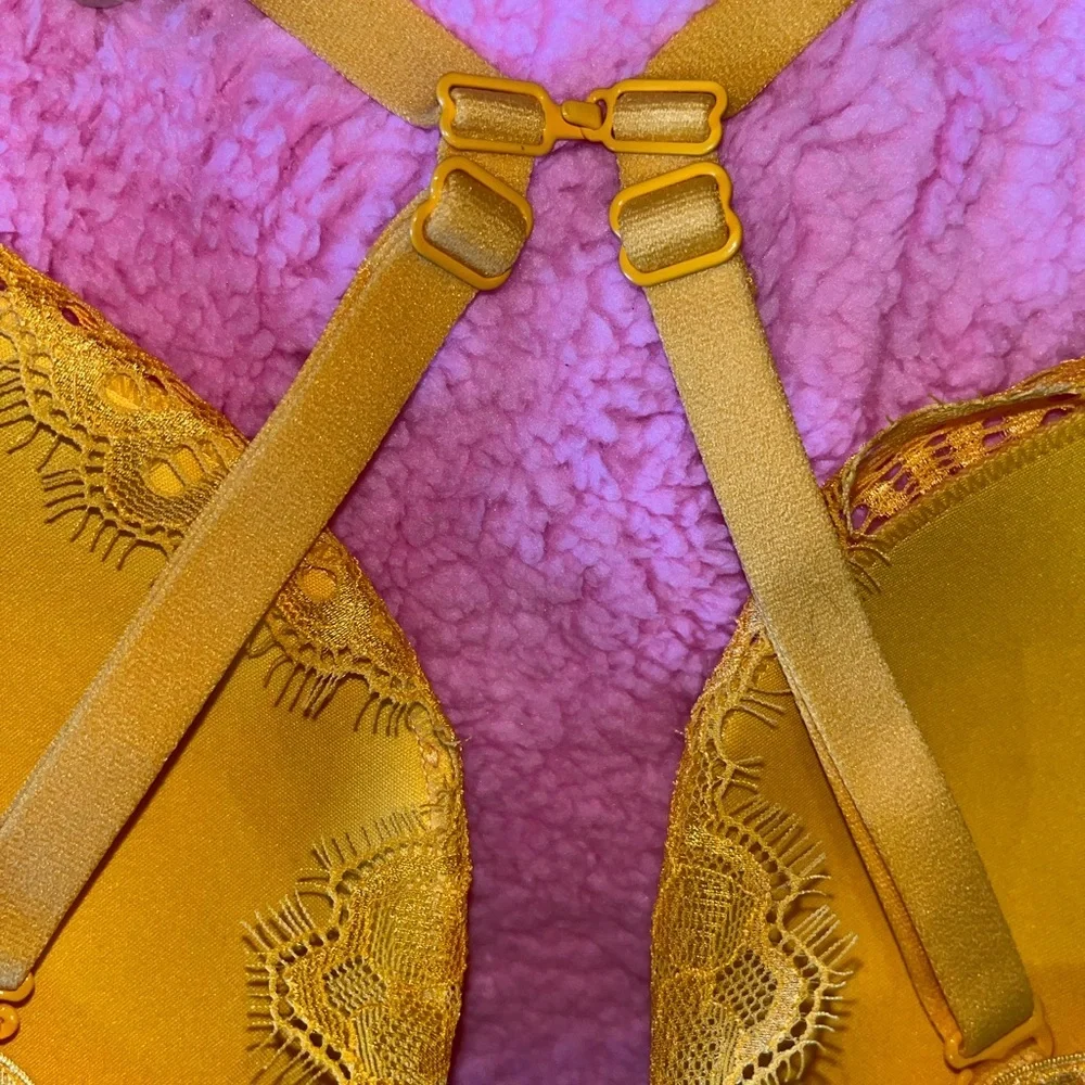 2 for $40 La Senza Beyond Sexy Bra - Picture 5 of 9